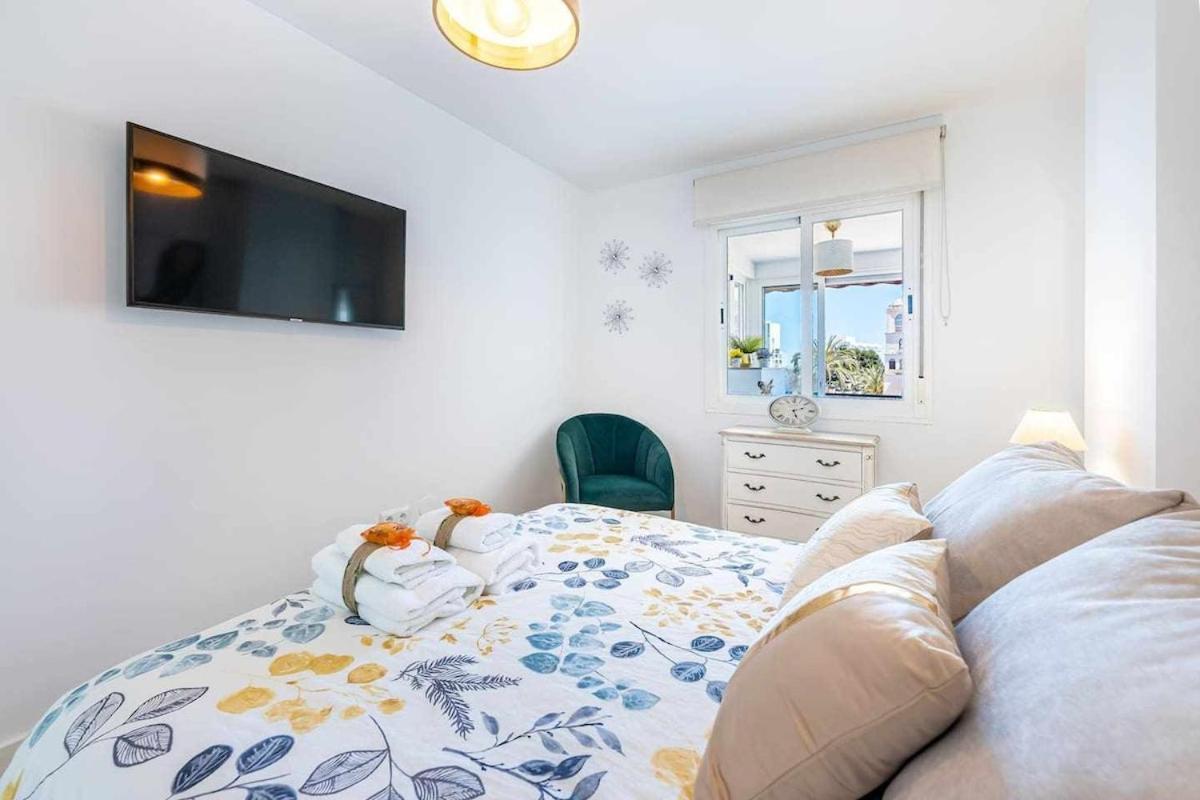 797 Holiday Rentals - Lujoso Apartamento En Arroyo Con Piscina Benalmádena Esterno foto
