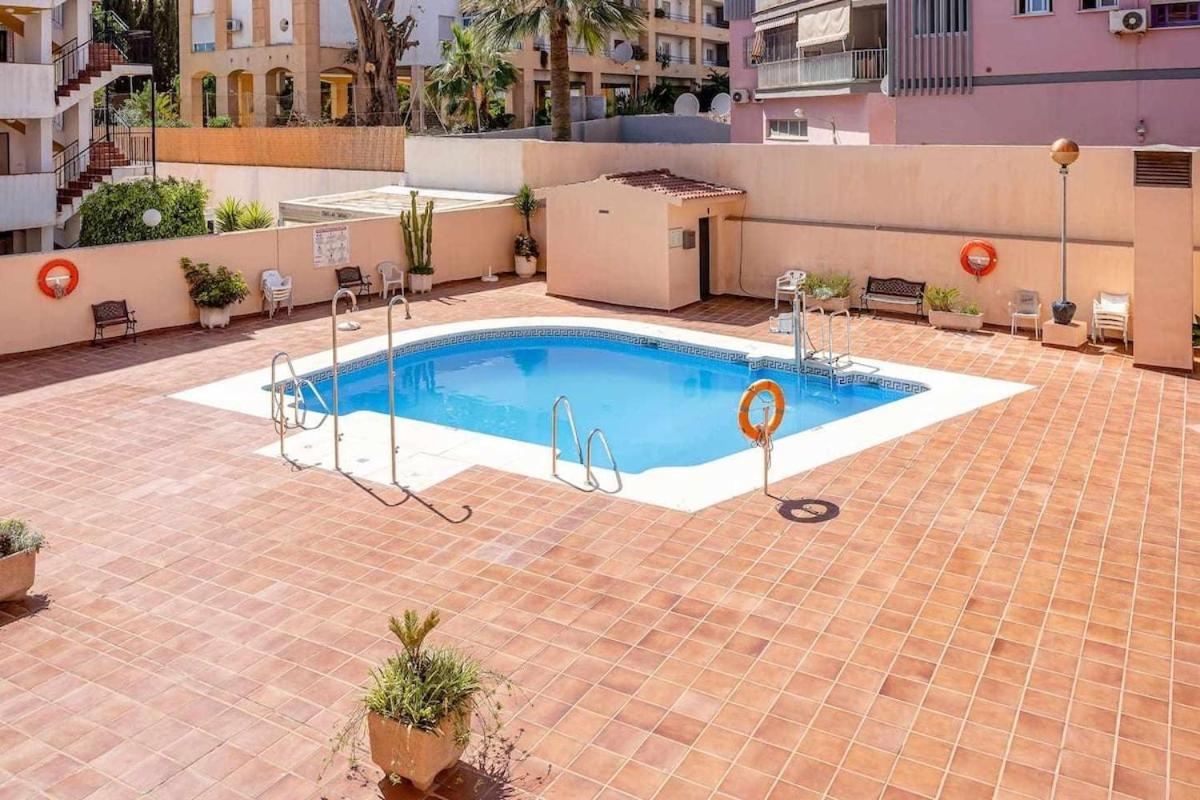 797 Holiday Rentals - Lujoso Apartamento En Arroyo Con Piscina Benalmádena Esterno foto